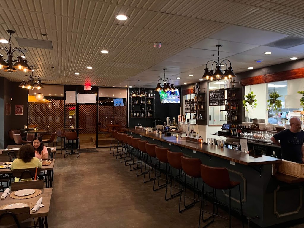 Divided Sky Tavern | restaurant | 4894 San Juan Ave, Fair Oaks, CA 95628, USA | 9162419317 OR +1 916-241-9317