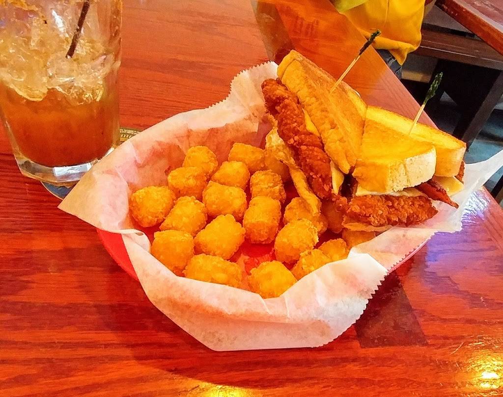 Kippys Place | restaurant | 364 NW Main St, Elkhart, IA 50073, USA | 5153673104 OR +1 515-367-3104