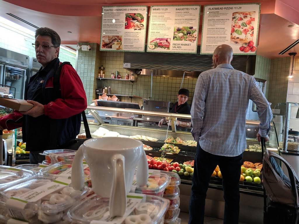 La Tapenade Mediterranean Café | cafe | Terminal 3 10000 W OHare Ave, Chicago, IL 60666, USA | 7736866180 OR +1 773-686-6180