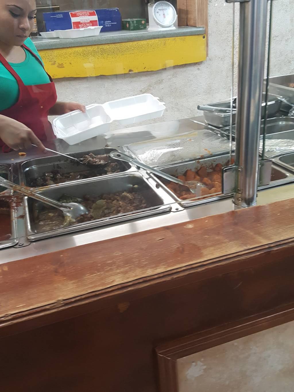 La Parada Mexicana Deli Meat | restaurant | 2300 W Orange Blossom Trail, Apopka, FL 32712, USA | 4078803480 OR +1 407-880-3480