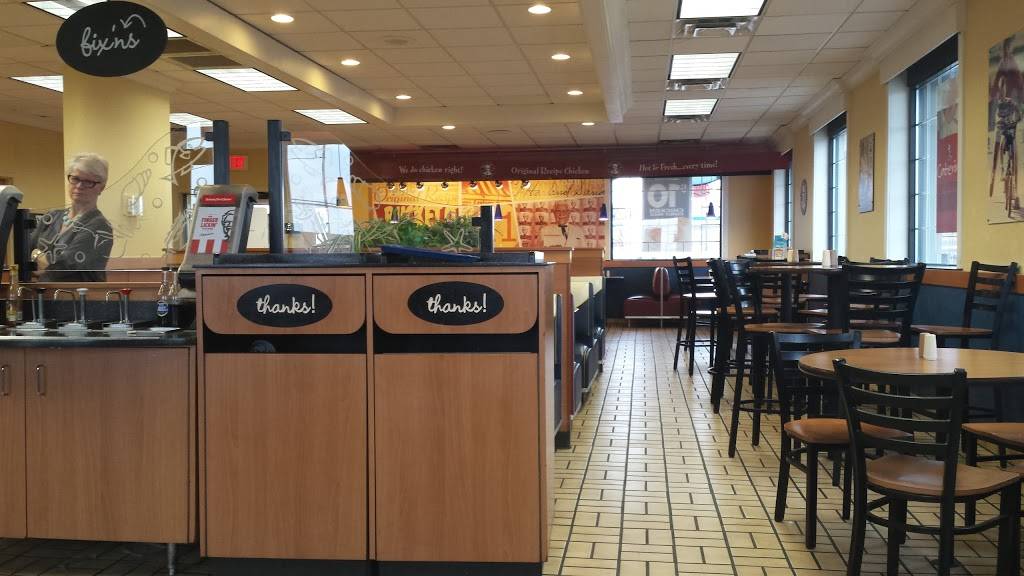 KFC | restaurant | 8055 US-42, Florence, KY 41042, USA | 8593714569 OR +1 859-371-4569