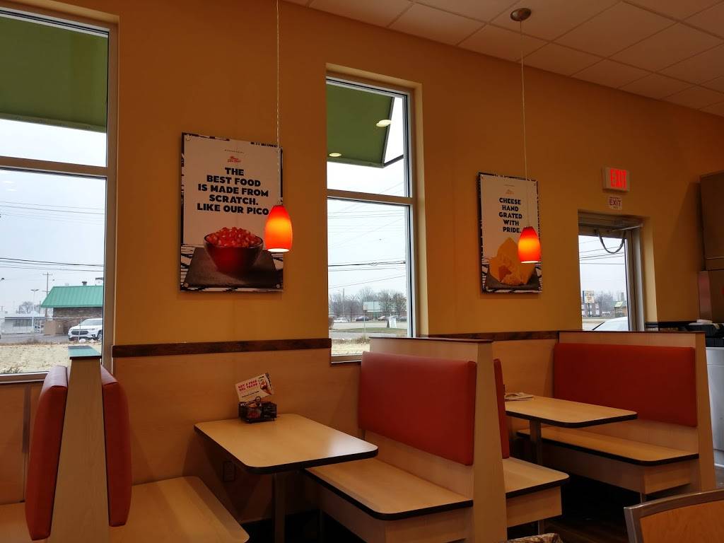 Del Taco | restaurant | 16252 Fort St, Southgate, MI 48195, USA | 7347201051 OR +1 734-720-1051