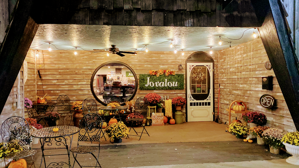 Jovalou Cuisine & Cocktails | restaurant | 112 E Main St, Fairfield, IL 62837, USA | 6185998704 OR +1 618-599-8704