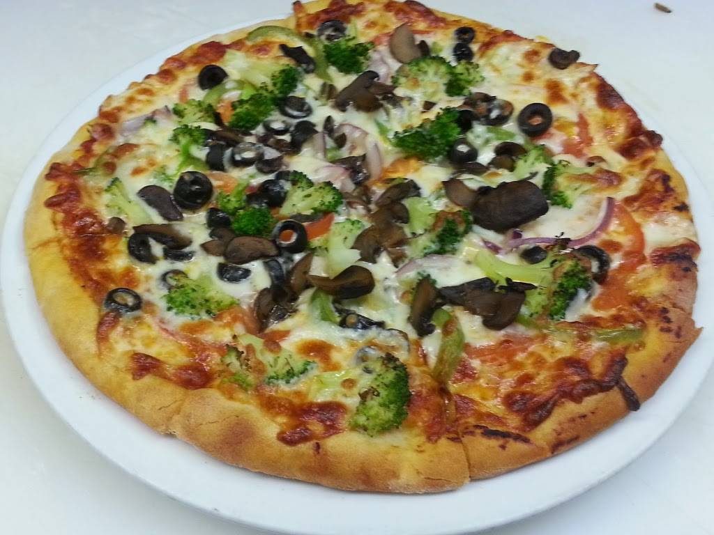 William Tell House | restaurant | 26955 CA-1, Tomales, CA 94971, USA | 7078792002 OR +1 707-879-2002