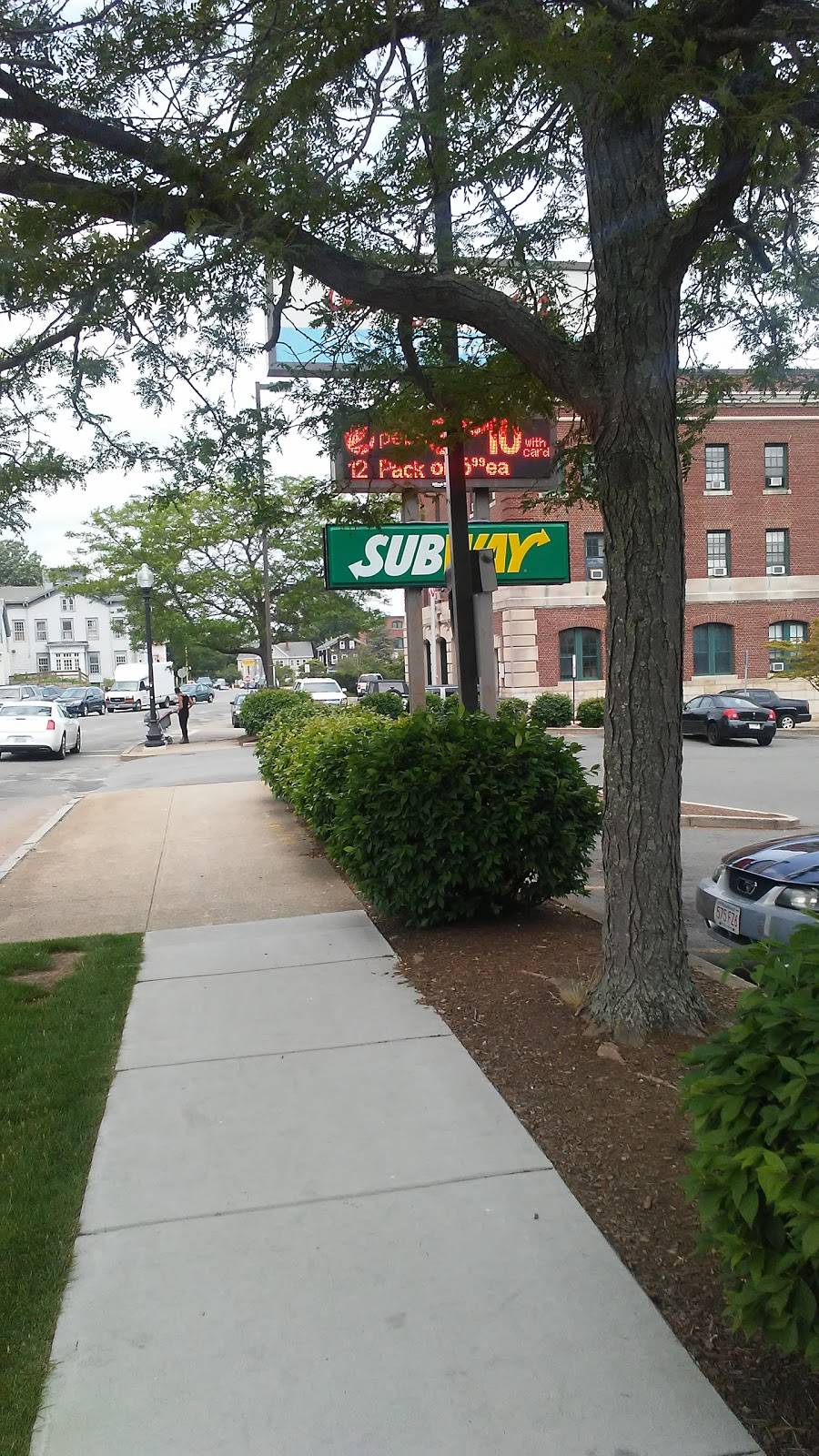 Subway | restaurant | 836 Pleasant St, New Bedford, MA 02740, USA | 5089994670 OR +1 508-999-4670