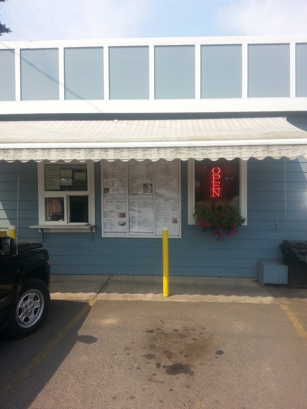 Burger Hut | cafe | 3345 Pacific Hwy, Hubbard, OR 97032, USA | 5039829268 OR +1 503-982-9268