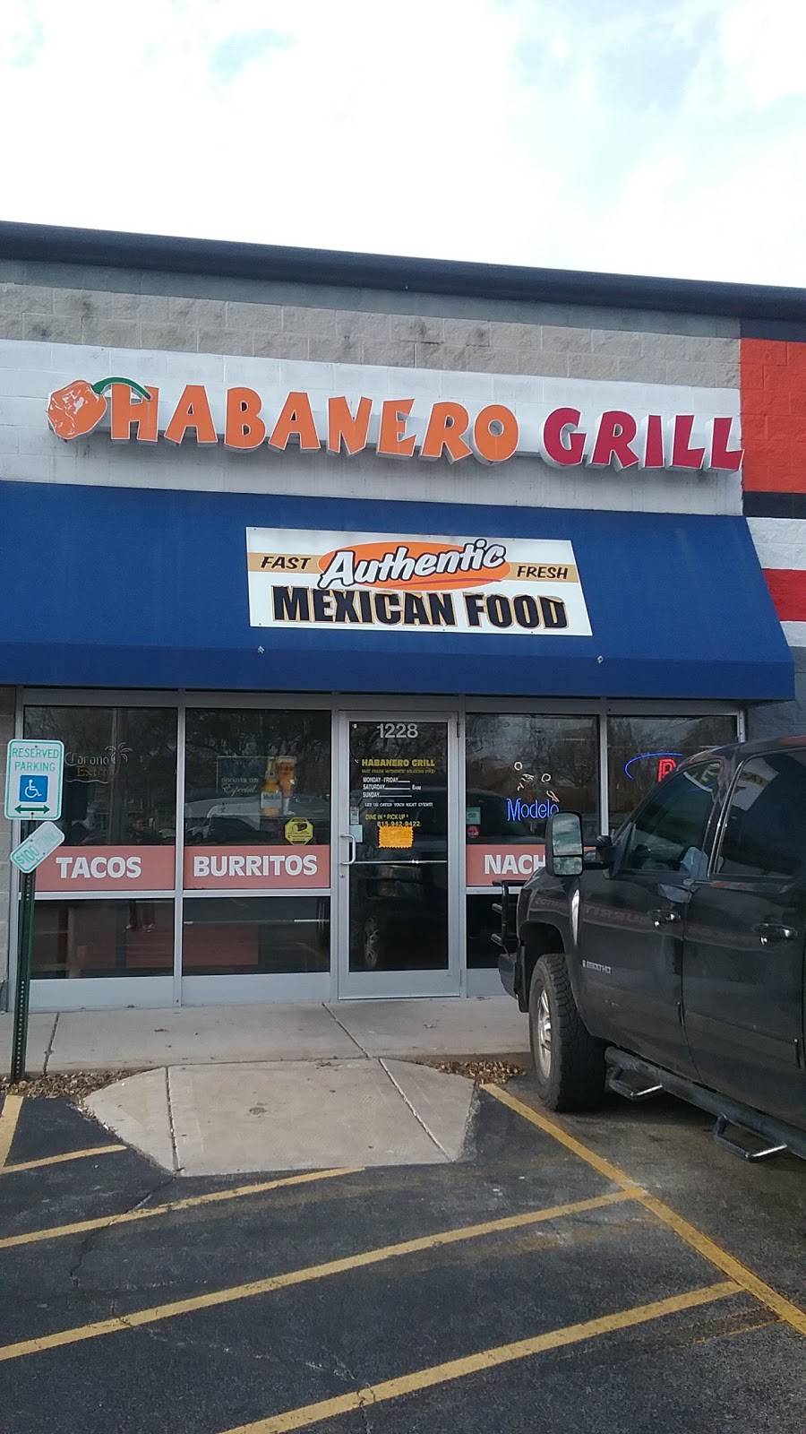 Habanero Grill | restaurant | 1228 N Division St, Morris, IL 60450, USA | 8159429422 OR +1 815-942-9422