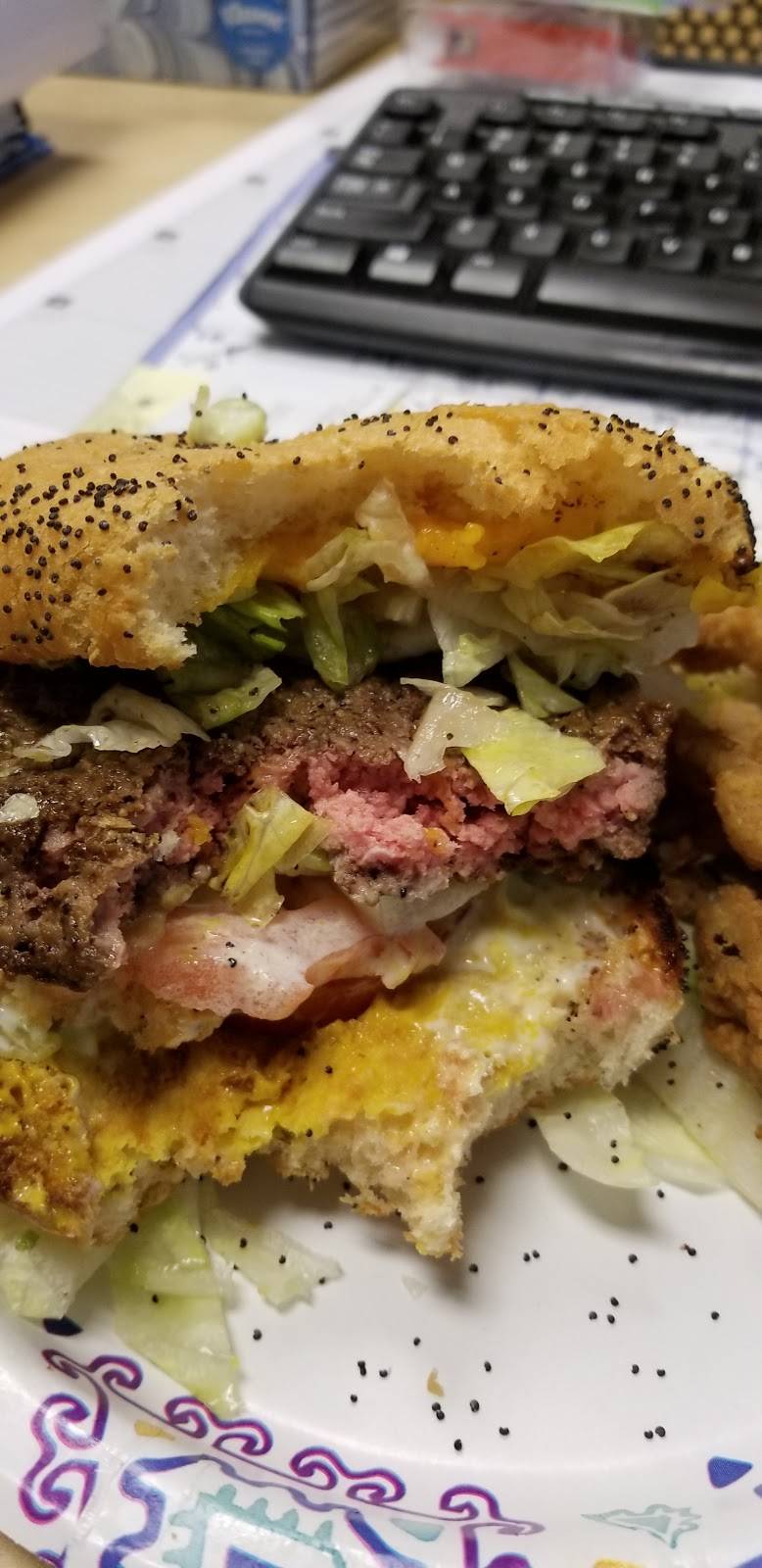 Snuffers Richardson | restaurant | 300 W Campbell Rd #100, Richardson, TX 75080, USA | 4699981479 OR +1 469-998-1479