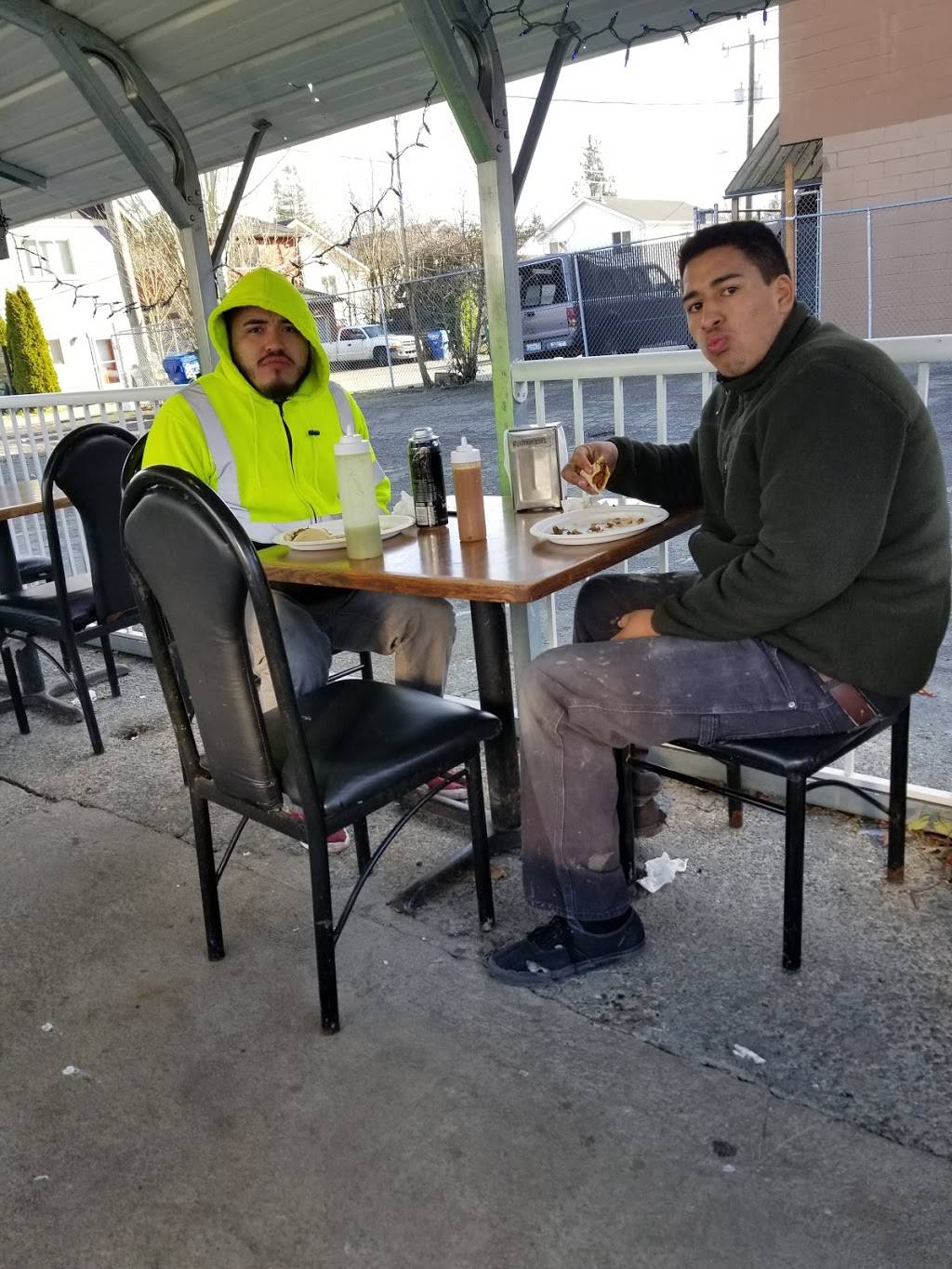 El Asador | restaurant | 3111 Rainier Ave S, Seattle, WA 98144, USA | 2068523536 OR +1 206-852-3536