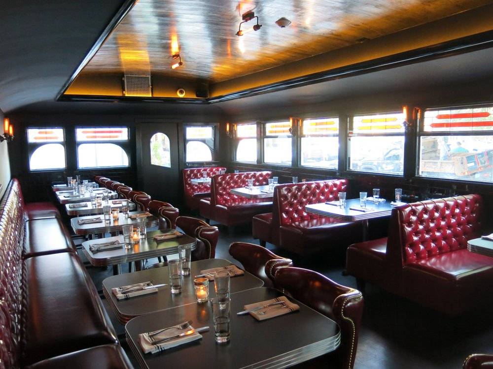 Old traditional cafe | restaurant | 24201 Valencia Blvd, Valencia, CA 91355, USA | 6612882648 OR +1 661-288-2648