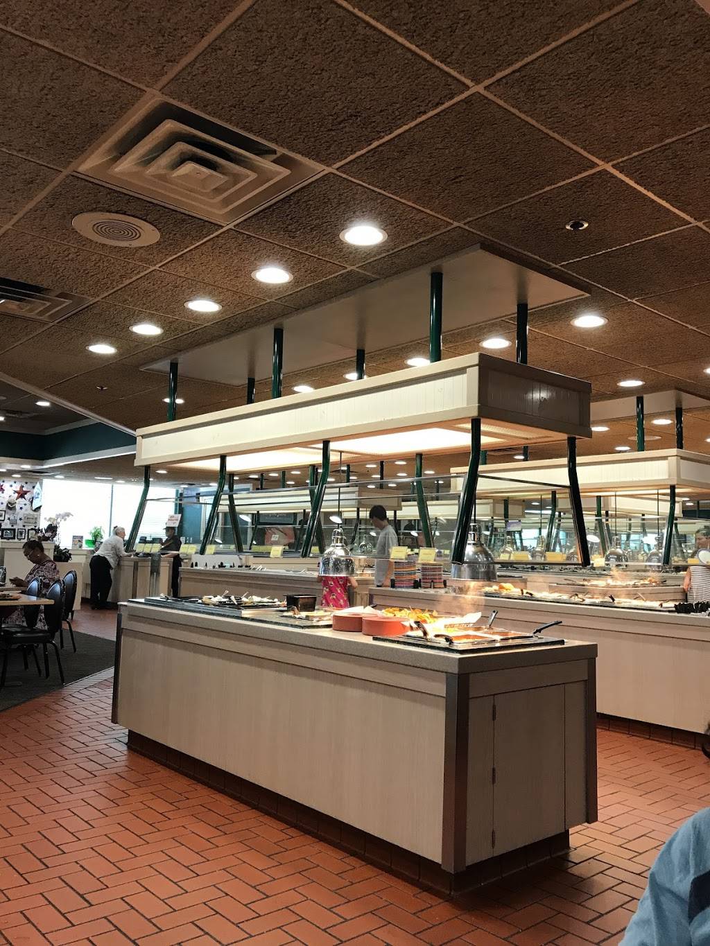 HomeTown Buffet | restaurant | 1318 N Azusa Ave, Covina, CA 91722, USA | 6269156066 OR +1 626-915-6066