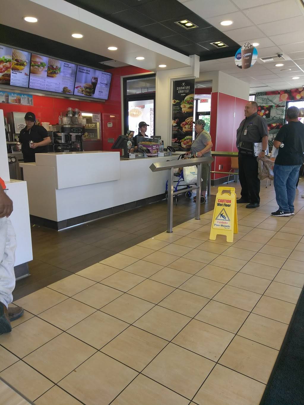 McDonalds | cafe | 900 9th St, Modesto, CA 95354, USA | 2095746177 OR +1 209-574-6177