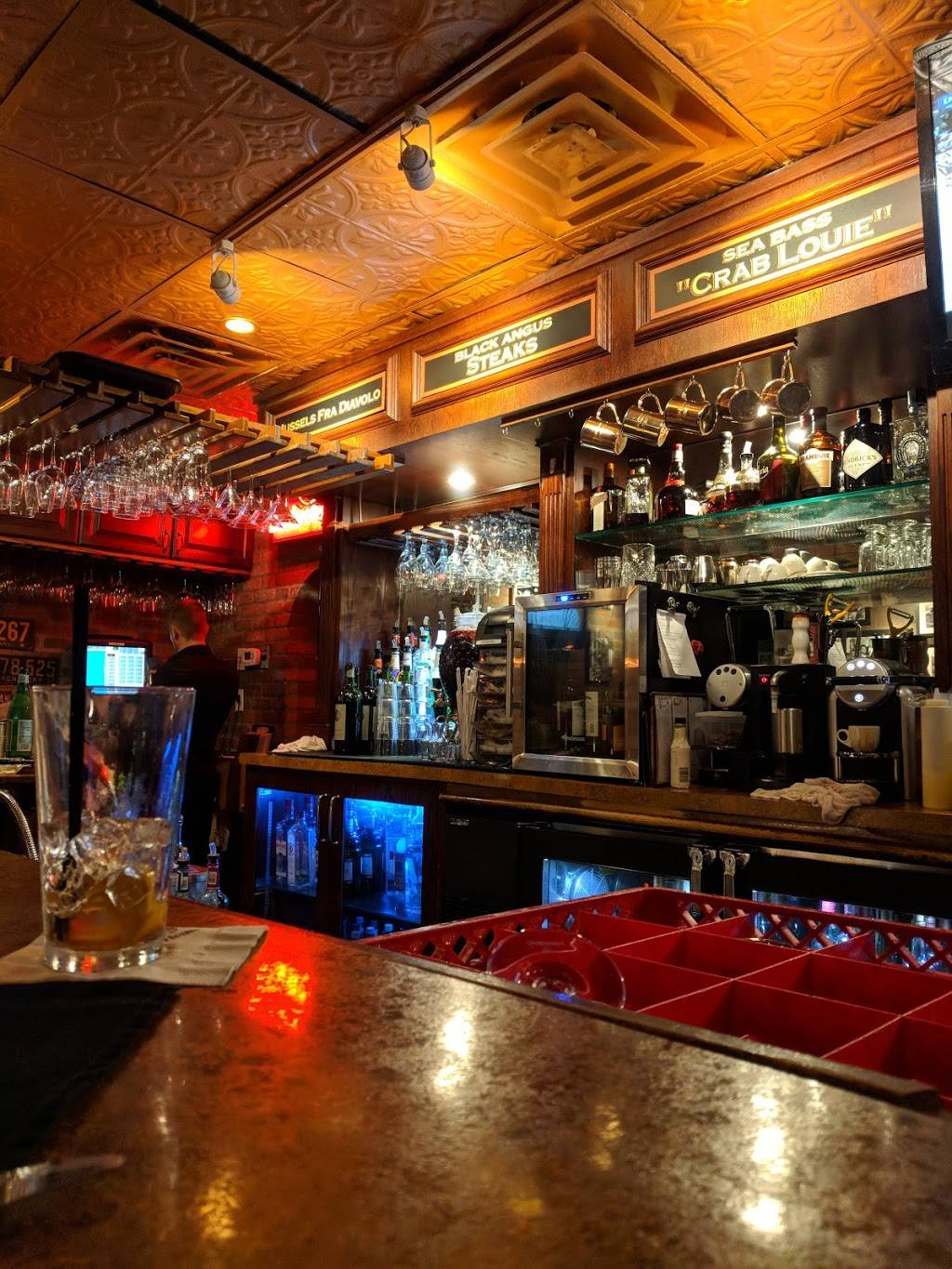 Rosebuds Steak & Seafood House | restaurant | 2215 S Tamiami Trail, Osprey, FL 34229, USA | 9419188771 OR +1 941-918-8771