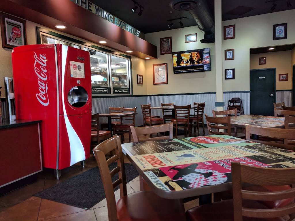 Wingstop | restaurant | 1261 N Lake St, Aurora, IL 60506, USA | 6308449464 OR +1 630-844-9464