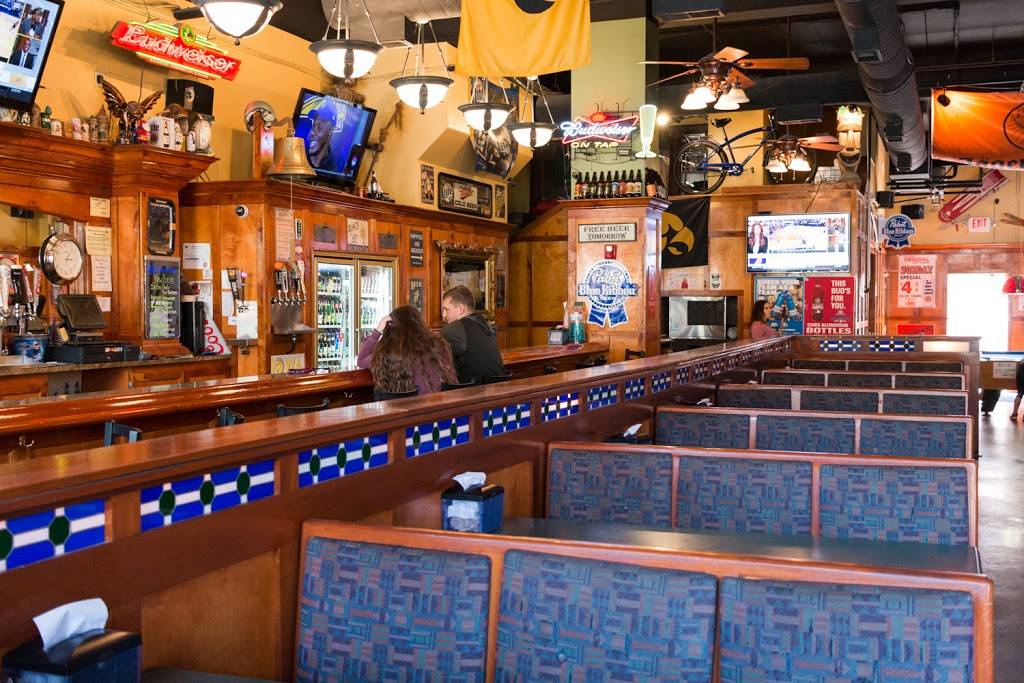 Sams Pizza | restaurant | 441 S Gilbert St, Iowa City, IA 52240, USA | 3193378200 OR +1 319-337-8200