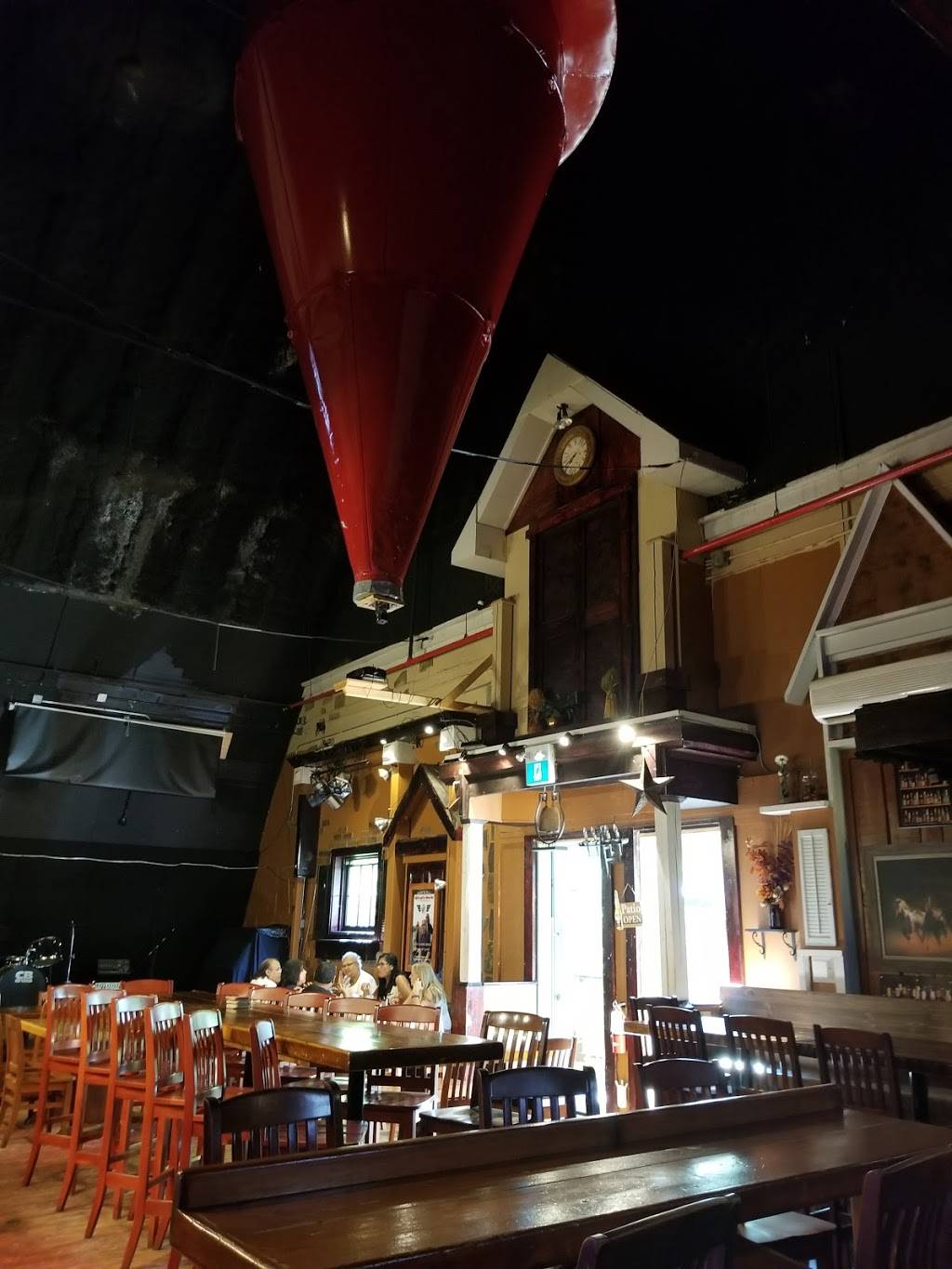 The Scruffy Duck Tap, Grill & Music House | restaurant | 357 Main St, Schomberg, ON L0G 1T0, Canada | 9059397772 OR +1 905-939-7772