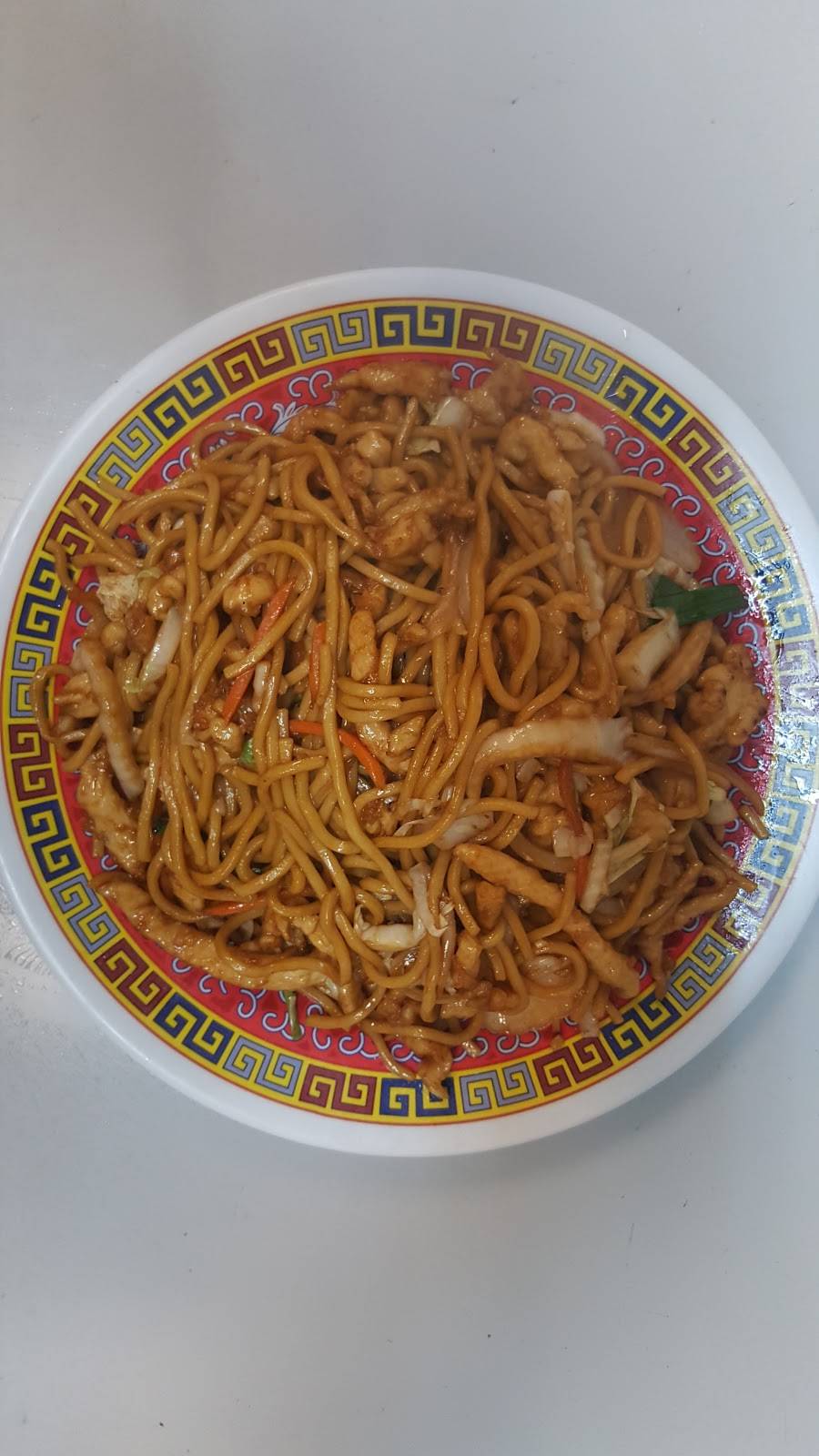 Hot Wok | restaurant | 1020 E Main St M, Purcellville, VA 20132, USA | 5407511688 OR +1 540-751-1688