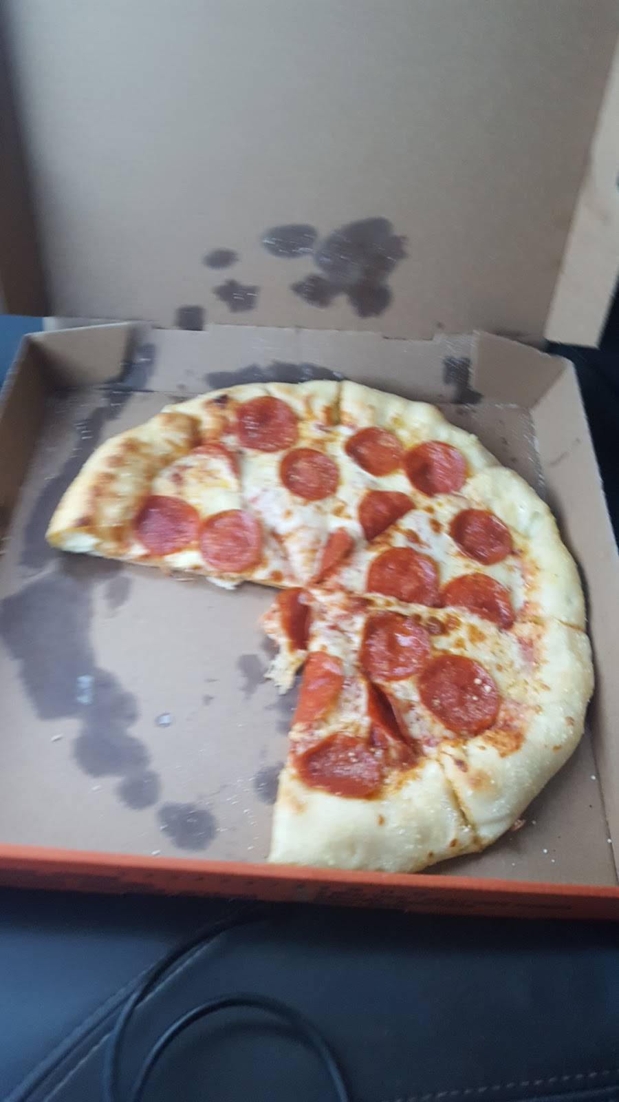 Little caesars pizza | restaurant | 644 Bloor St, Mississauga, ON L5A 3V9, Canada | 9052707179 OR +1 905-270-7179