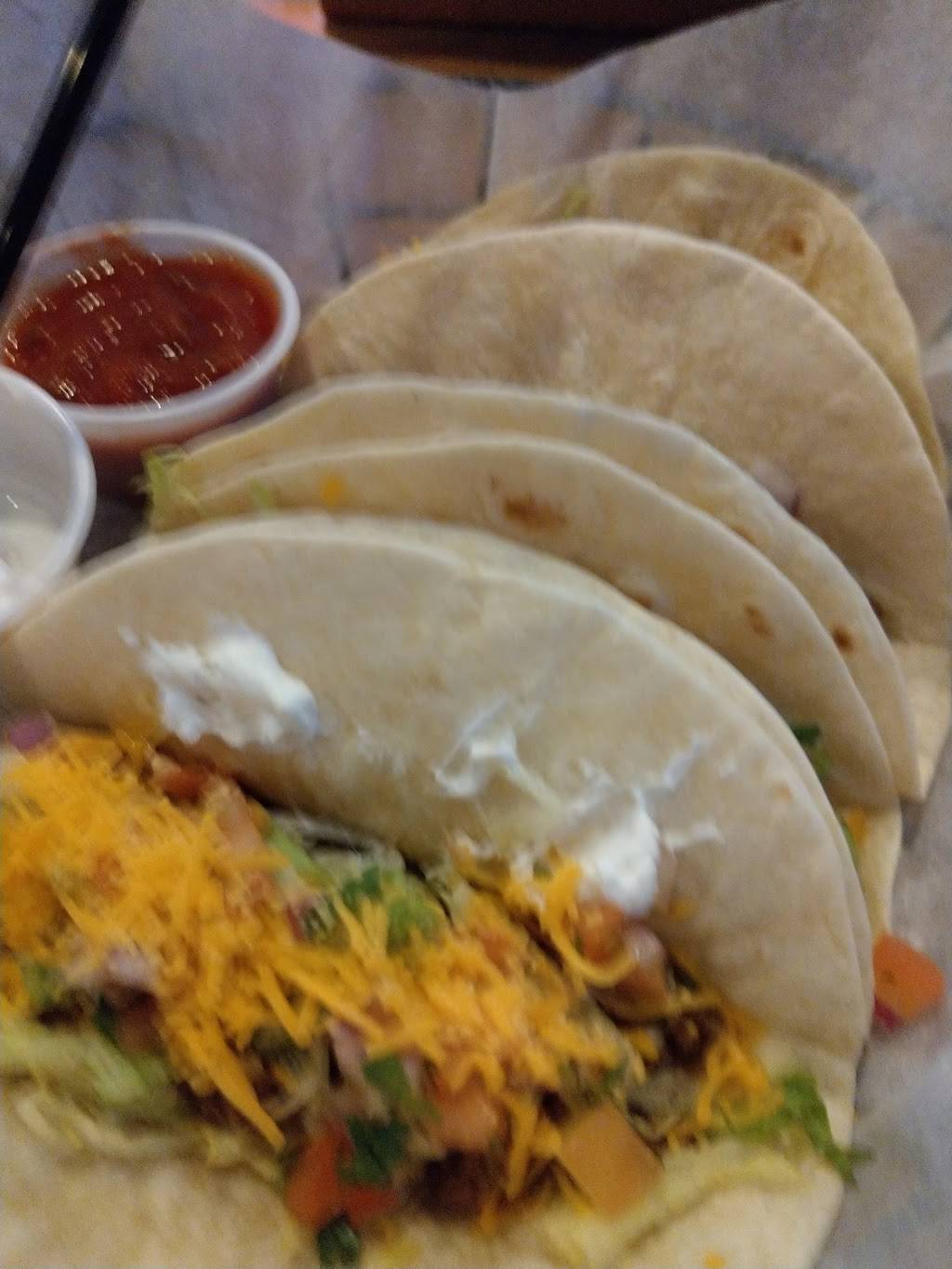 The Social Haus | restaurant | N48W18474 W Lisbon Rd, Menomonee Falls, WI 53051, USA | 2622939565 OR +1 262-293-9565