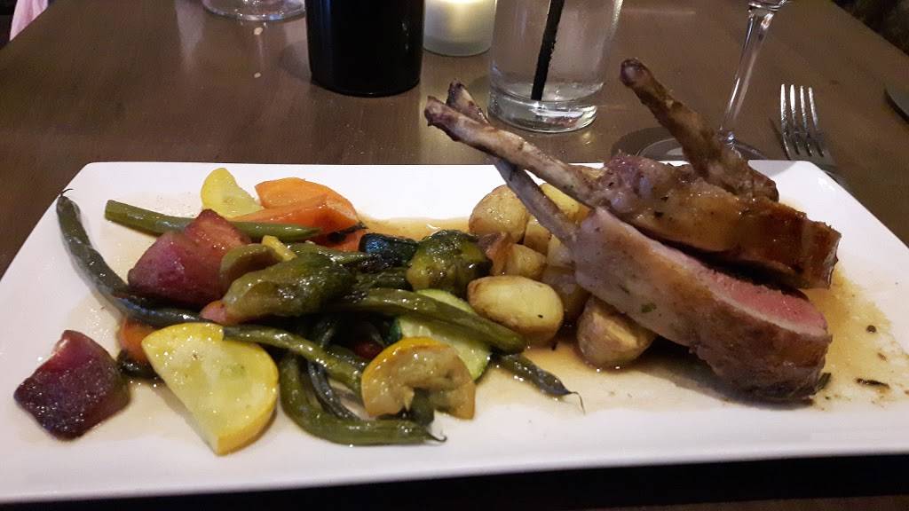 Pane Vino | restaurant | 56 Kent St W, Lindsay, ON K9V 2Y4, Canada | 7058784663 OR +1 705-878-4663