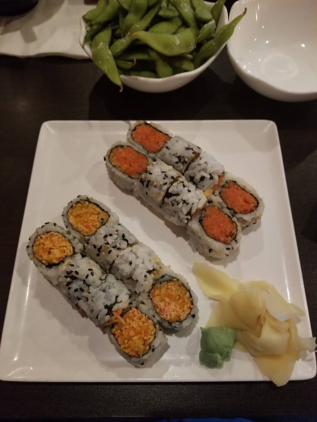 Sakana Sushi Asian Fusion Restaurant | meal takeaway | 434 Town Center, New Britain, PA 18901, USA | 2153451211 OR +1 215-345-1211