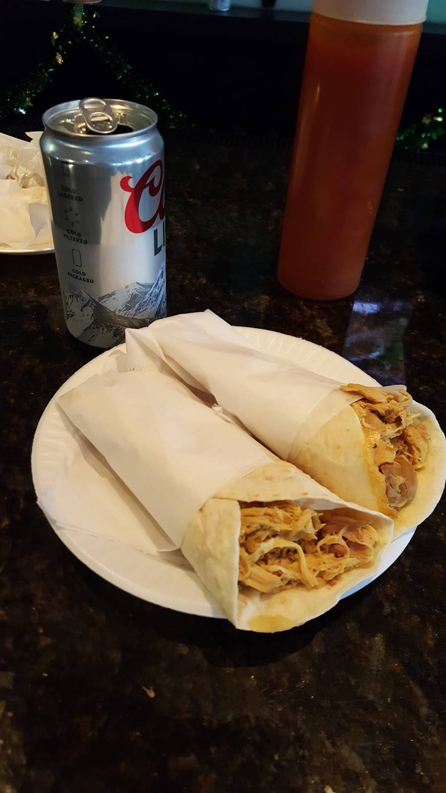 El Cantinflas | restaurant | 110 W Dauphin St, Philadelphia, PA 19133, USA | 2157392570 OR +1 215-739-2570