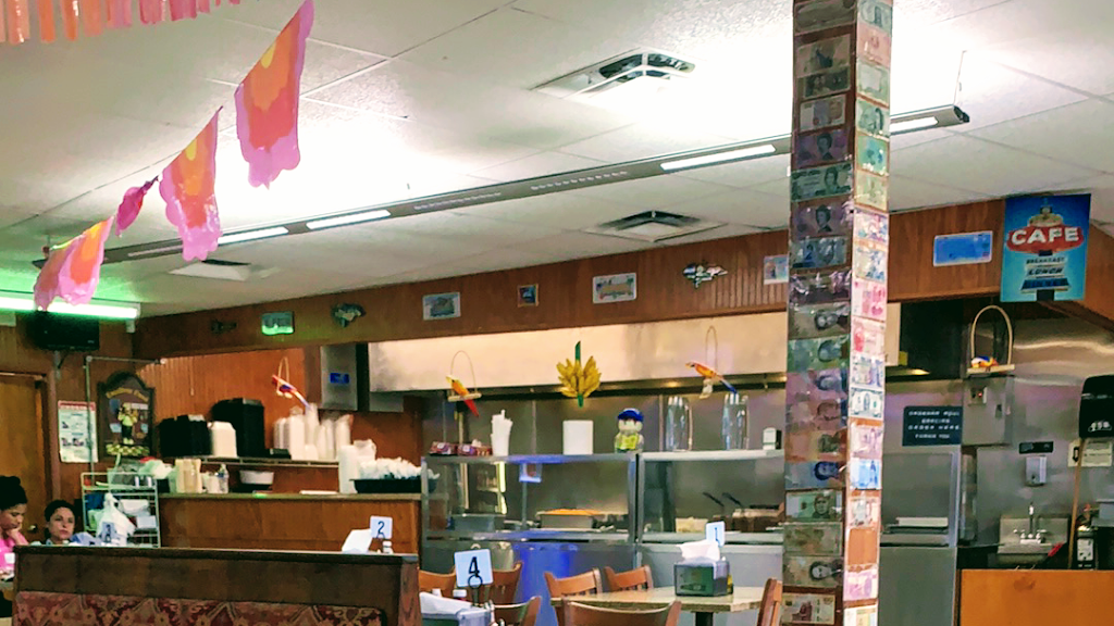 La Gran Parada Food Store | restaurant | 5266 Beach Blvd, Jacksonville, FL 32207, USA | 9043790463 OR +1 904-379-0463