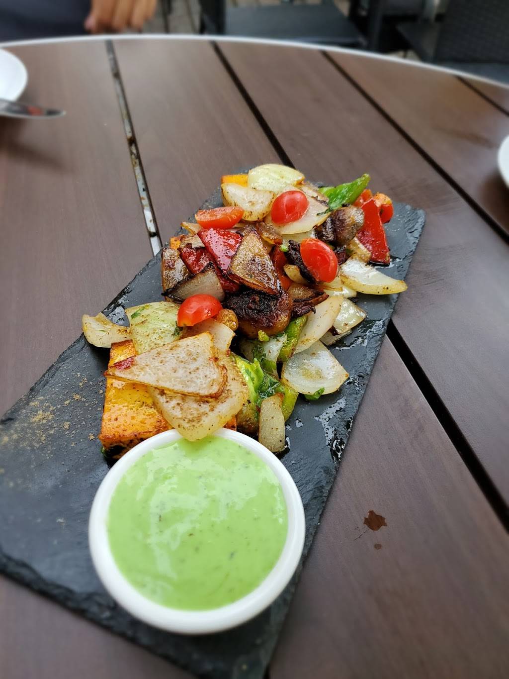 Tich | restaurant | 2314 Lake Shore Blvd W, Etobicoke, ON M8V 1B5, Canada | 6473498424 OR +1 647-349-8424