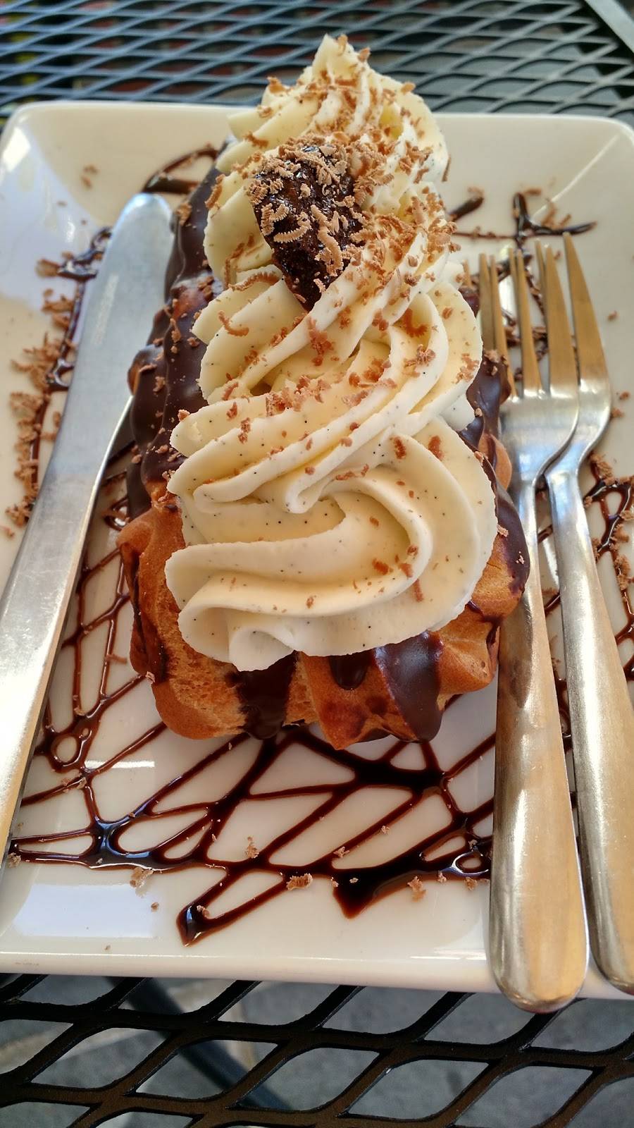 Purple Feather Cafe & Treatery | meal takeaway | 334 Commercial St, Provincetown, MA 02657, USA | 5084879100 OR +1 508-487-9100