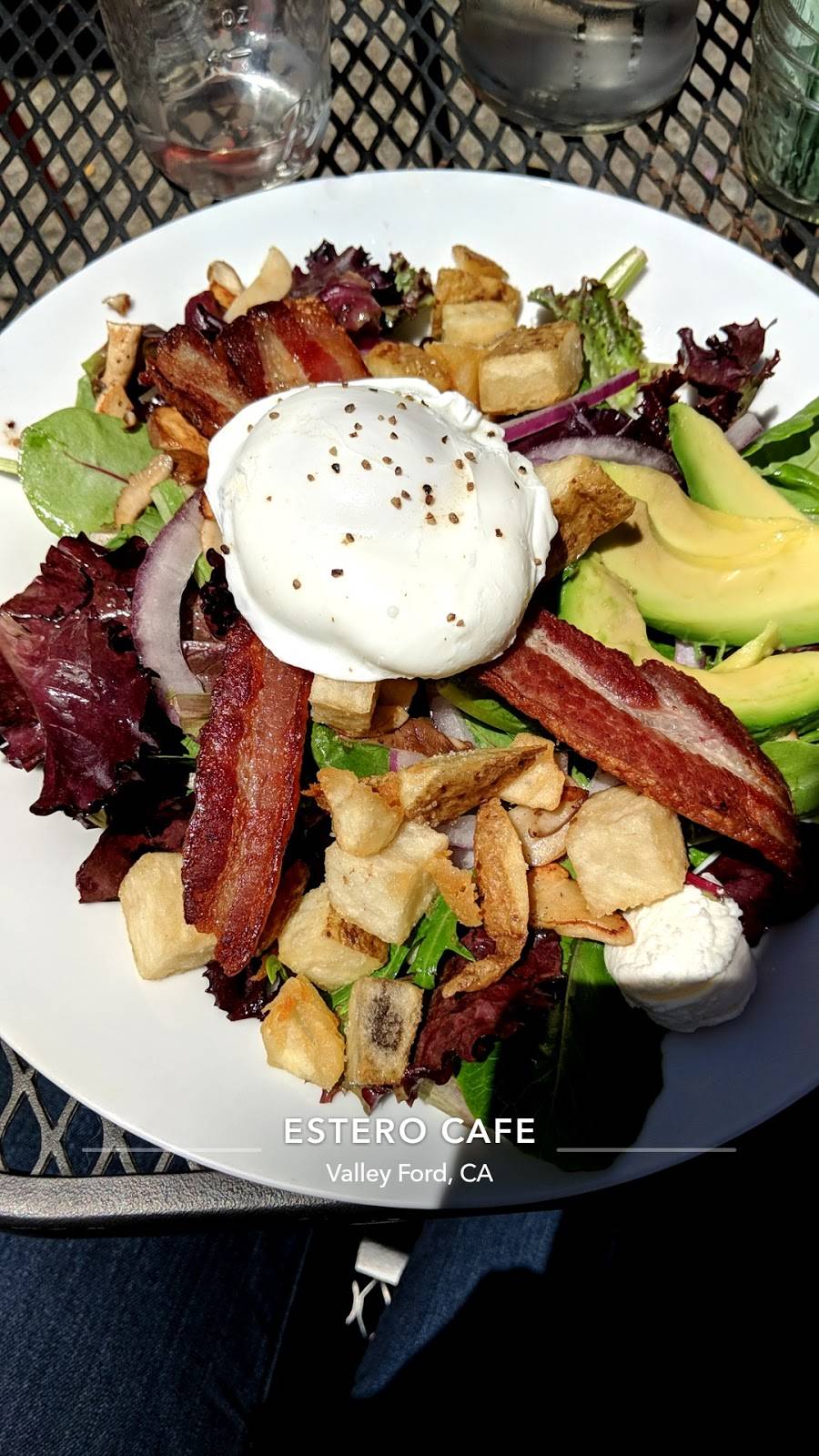 Estero Cafe | restaurant | 14450 CA-1, Valley Ford, CA 94972, USA | 7078763333 OR +1 707-876-3333