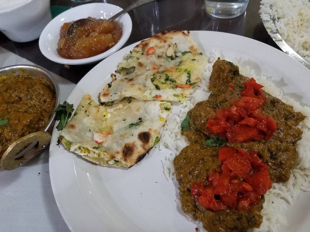 Swad Indian Restaurant | restaurant | 1810 W Galbraith Rd, Cincinnati, OH 45239, USA | 5135225900 OR +1 513-522-5900