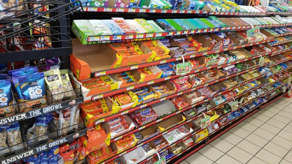 Subway Restaurants | restaurant | 4934 Raleigh Rd Parkway W, Kangaroo, Wilson, NC 27896, USA | 2522067187 OR +1 252-206-7187