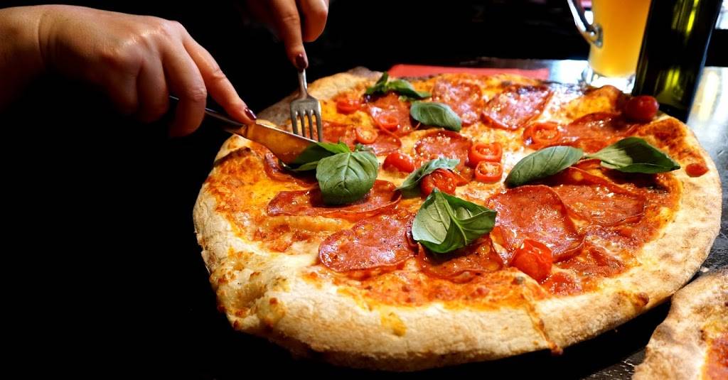 Sinapis Pizza, Pasta & More | restaurant | 1820 New Hackensack Rd, Poughkeepsie, NY 12603, USA | 8452140996 OR +1 845-214-0996