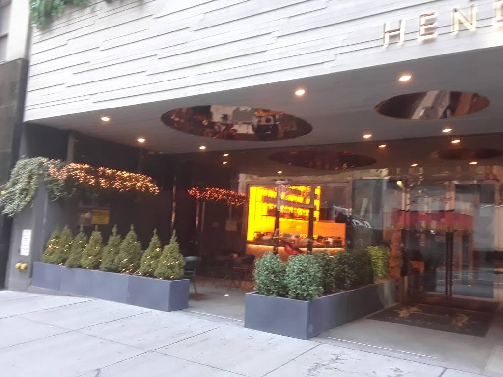 Paloma at Hotel Hendricks | restaurant | 25 W 38th St, New York, NY 10018, USA | 6469339040 OR +1 646-933-9040