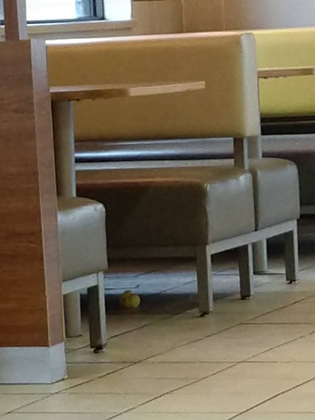 McDonalds | cafe | 402 Flemingsburg Rd, Morehead, KY 40351, USA | 6067846211 OR +1 606-784-6211