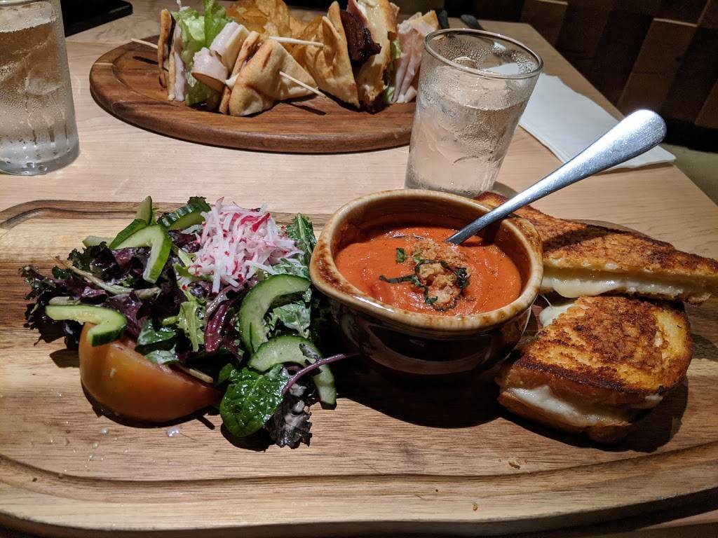 Crocketts Public House | restaurant | 26300 238th Ave SE SE, Maple Valley, WA 98038, USA | 4253587214 OR +1 425-358-7214