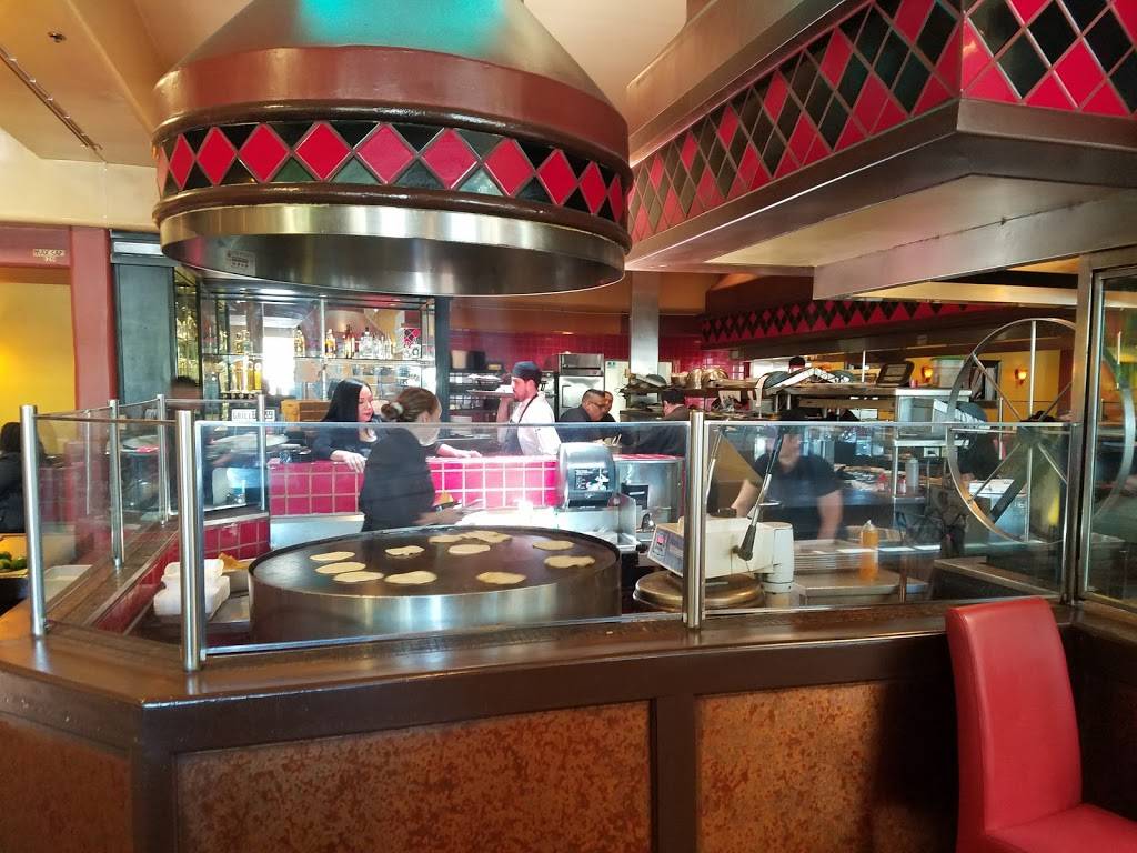 El Torito Grill | restaurant | 1910 Main Street, Irvine, CA 92614, USA | 9499751220 OR +1 949-975-1220