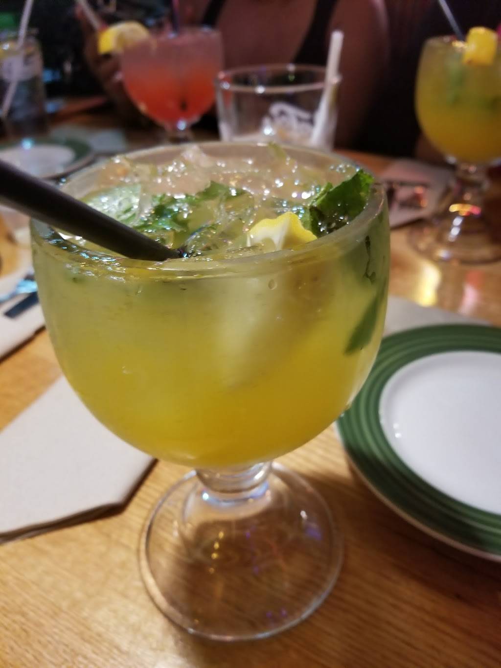 Applebees Grill + Bar | restaurant | 7159 Macedonia Commons Blvd, Macedonia, OH 44056, USA | 3304673600 OR +1 330-467-3600