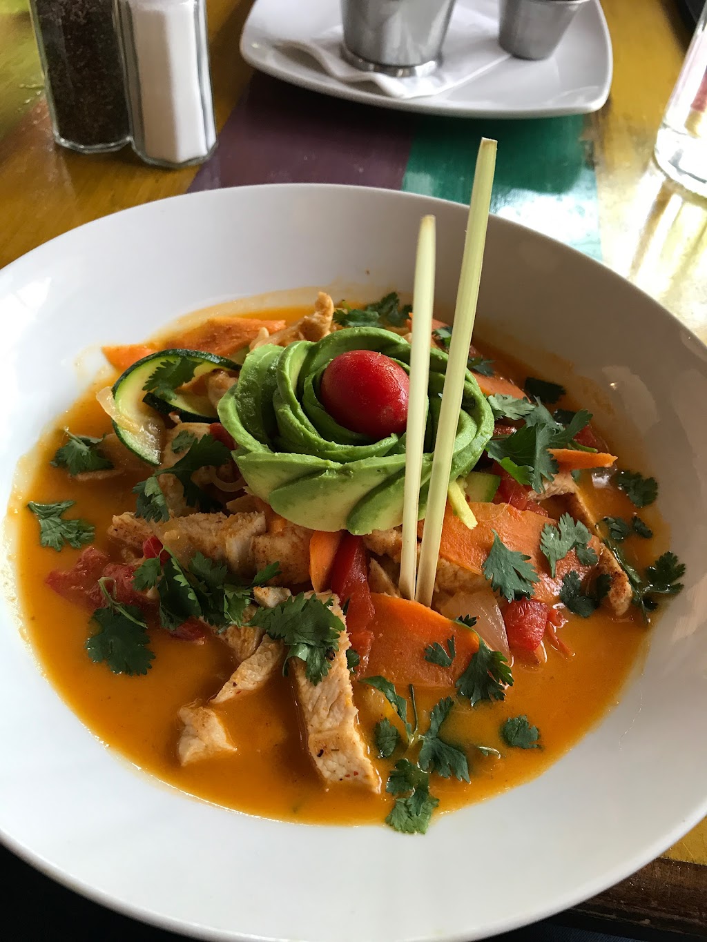 Lolitas Bistro | restaurant | 6950 McPherson Rd STE C, Laredo, TX 78041, USA | 9565685334 OR +1 956-568-5334