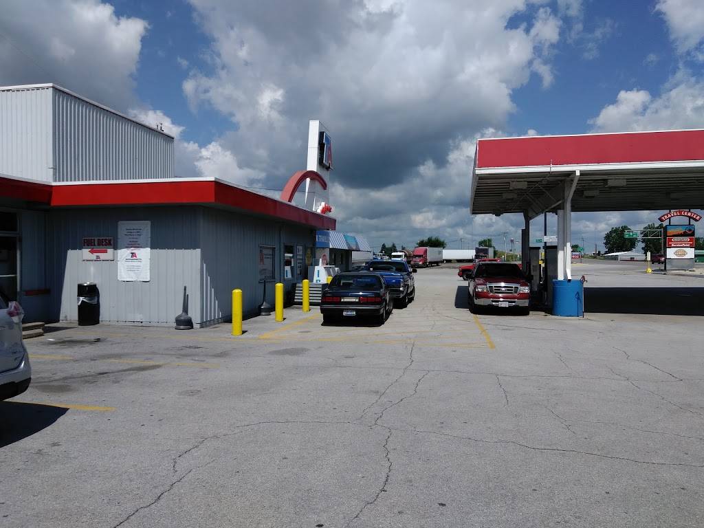 TA | restaurant | 1775 Bellefontaine St, Wapakoneta, OH 45895, USA | 4197382550 OR +1 419-738-2550