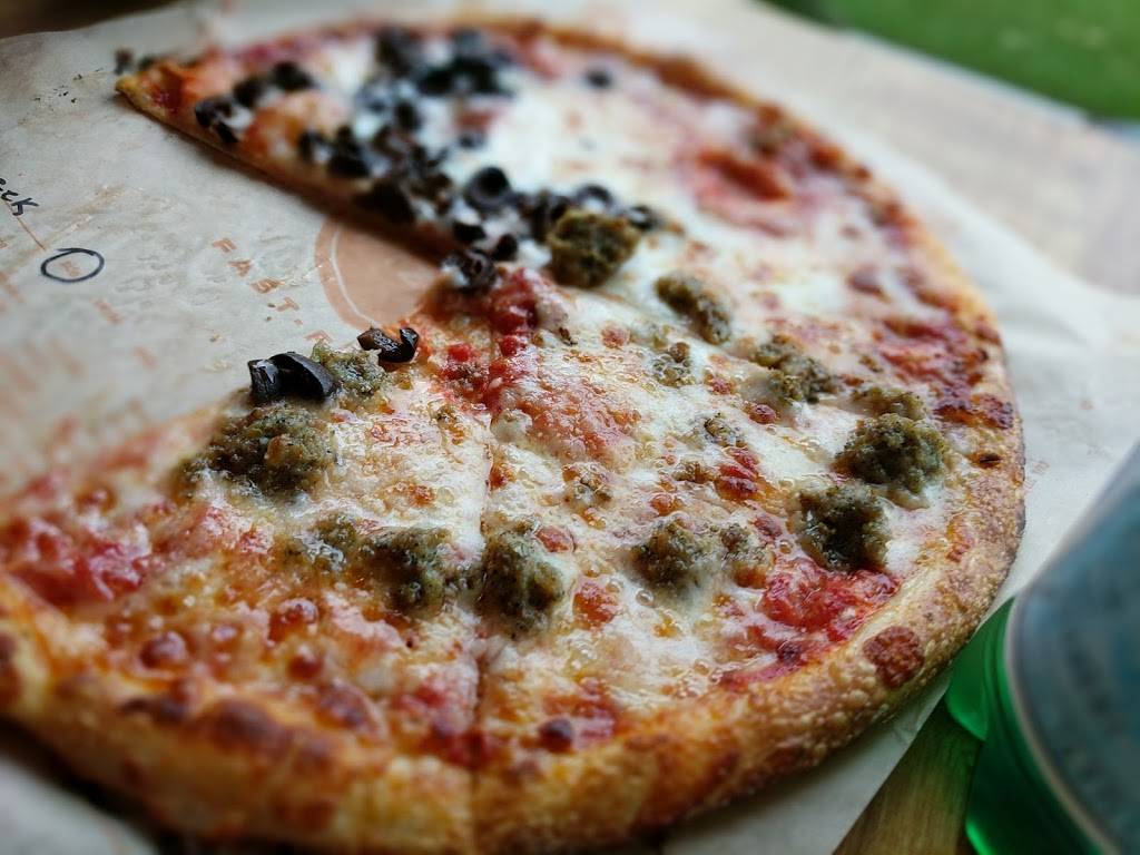 Blaze Pizza | restaurant | 1595 Niagara Falls Blvd #900, Amherst, NY 14226, USA | 7164422366 OR +1 716-442-2366