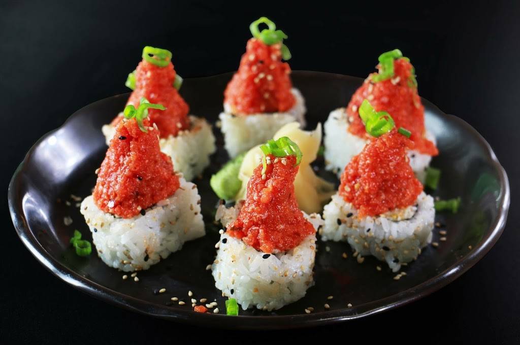 Blue fish | restaurant | 7125 State St, Huntington Park, CA 90255, USA | 3235890434 OR +1 323-589-0434