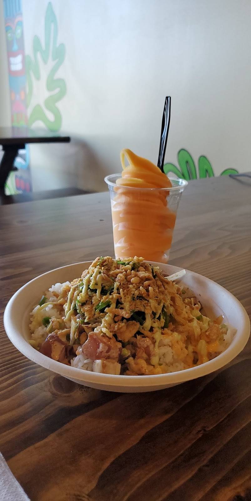 Island Fin Poke Company Wesley Chapel | restaurant | 6417 E County Line Rd #101, Tampa, FL 33647, USA | 8135758002 OR +1 813-575-8002