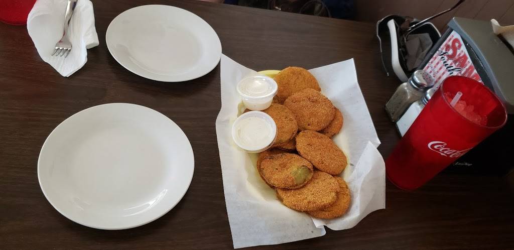 Sams Southern Eatery | restaurant | 420 S Green River Rd, Evansville, IN 47715, USA | 8124012220 OR +1 812-401-2220