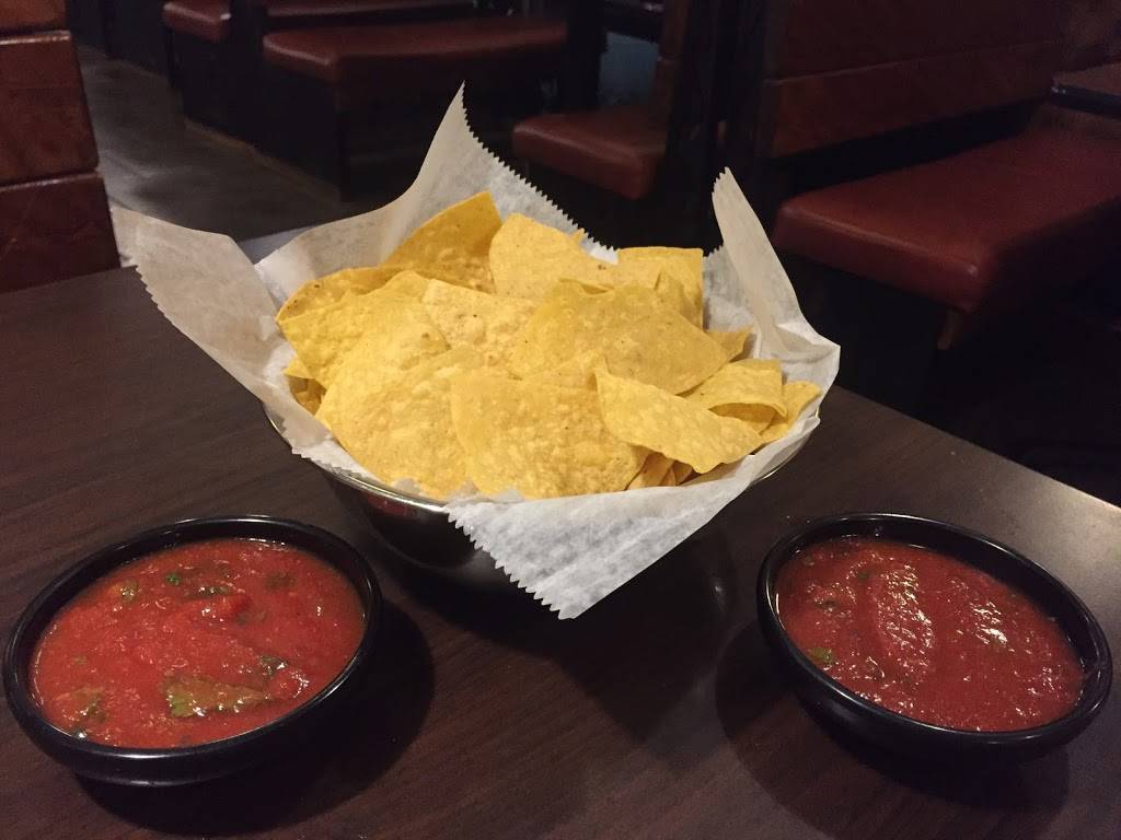 Cilantros Mexican Bar & Grill | restaurant | 14440 F St, Omaha, NE 68137, USA | 4028950384 OR +1 402-895-0384