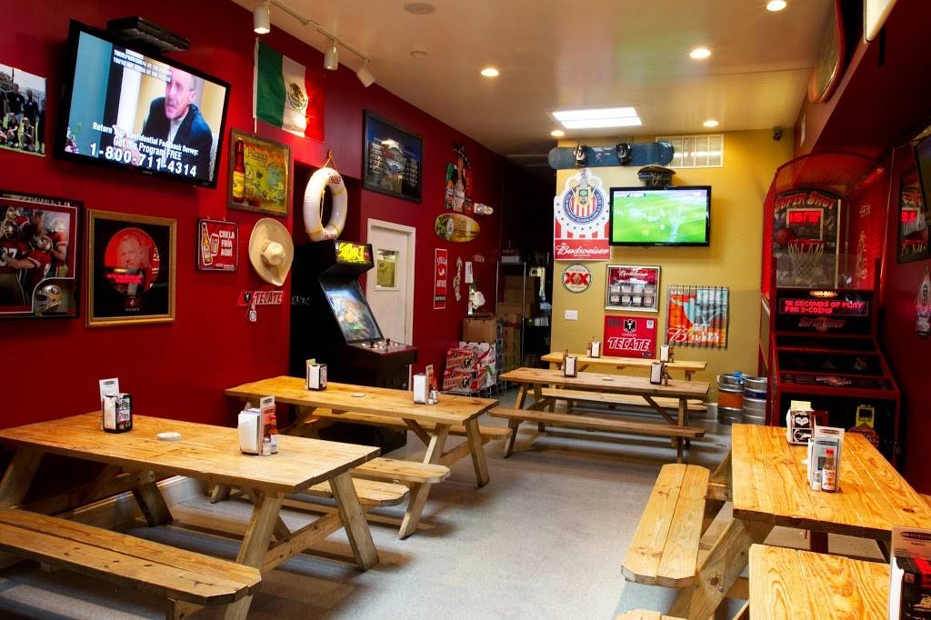 The Taco Shop at Underdogs | restaurant | 1824 Irving St, San Francisco, CA 94122, USA | 4155668700 OR +1 415-566-8700