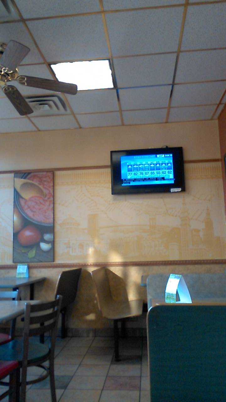 Subway | restaurant | 484 E Exchange St, Akron, OH 44304, USA | 3302539667 OR +1 330-253-9667