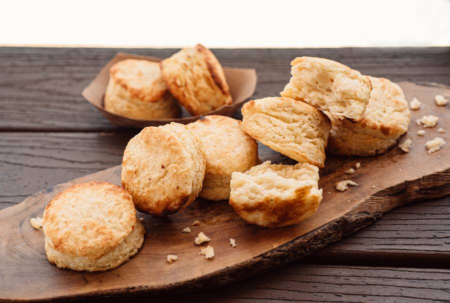 Roosters Chicken House | restaurant | 264 26th St, Santa Monica, CA 90402, USA | 3108836269 OR +1 310-883-6269