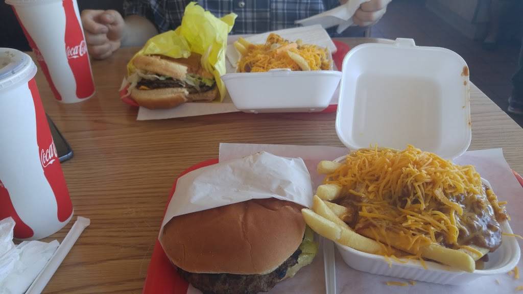 Jims Burgers | restaurant | s 90304, 11100 S Inglewood Ave, Lennox, CA 90304, USA | 3106727773 OR +1 310-672-7773