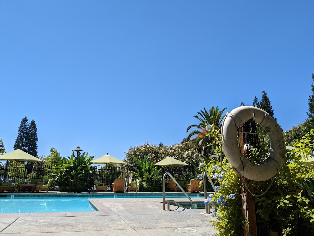 Wine & Roses | restaurant | 2505 W Turner Rd, Lodi, CA 95242, USA | 2093346988 OR +1 209-334-6988